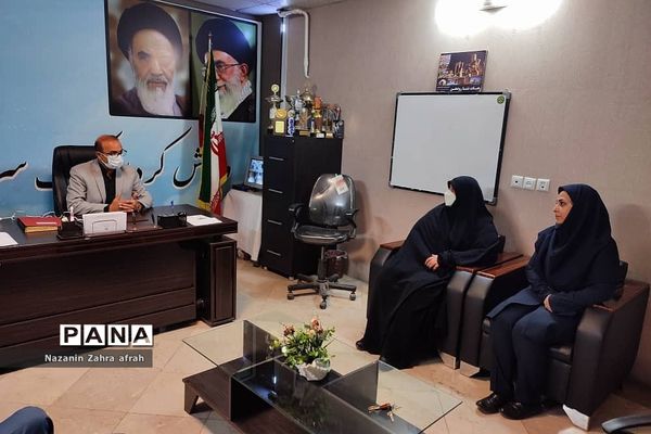 نشست هم‌اندیشی اداره ورزش و‌ جوانان با حوزه بسیج دانش‌آموزی در رودهن