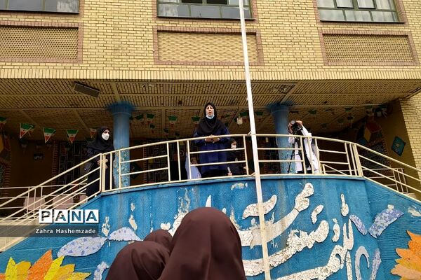 هفته مشاغل در دبیرستان مهدیه ناحیه یک شهرری