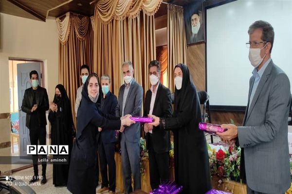 دومین مرحله از مناظره‌های دانش‌آموزی در مازندران