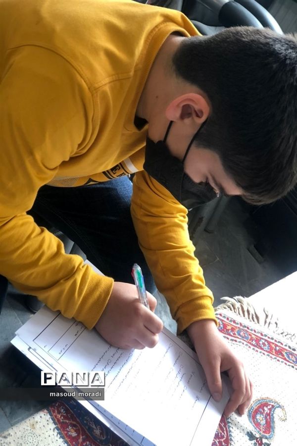 آزمون سراسری کتابخوانی دانایی و توانایی در گلوگاه