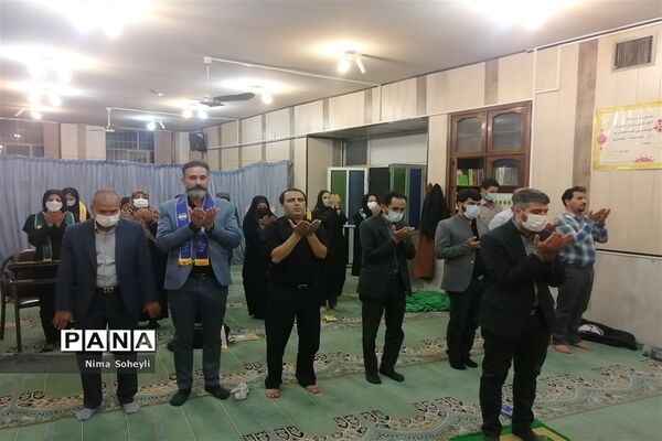 برپایی ضیافت افطاری ساده به میزبانی سازمان دانش‌آموزی  ناحیه سه شیراز
