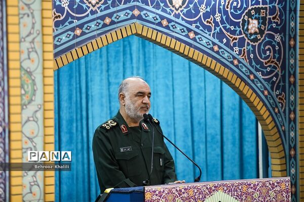 نماز جمعه تهران در روز جهانی قدس