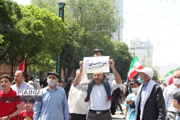 حضور پرشور مردم مشهد در راهپیمایی روز قدس