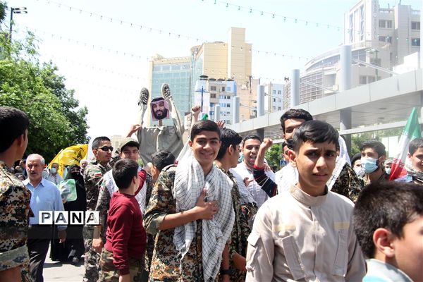 حضور پرشور مردم مشهد در راهپیمایی روز قدس