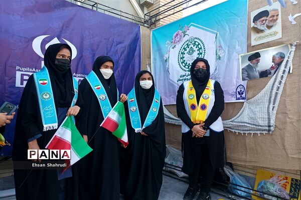 غرفه سازمان دانش‌آموزی سیستان و بلوچستان در راهپیمایی روز قدس