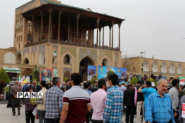 حضور پرشکوه مردم اصفهان در راهپیمایی روز قدس