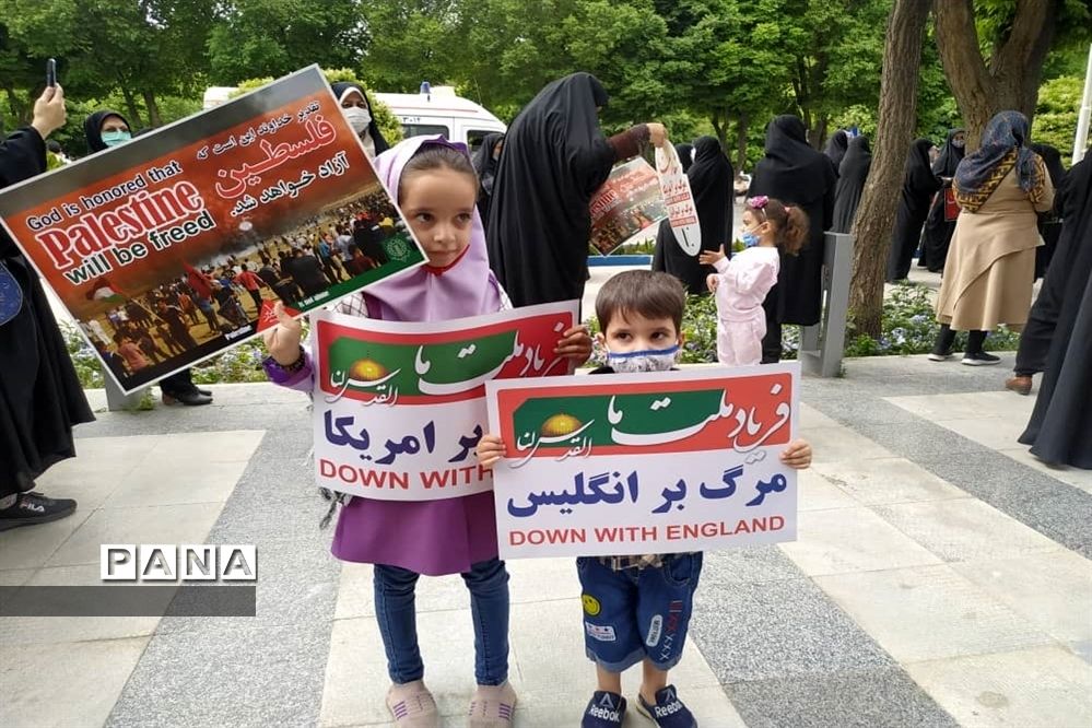 حضور دانش‌آموزان شاهین شهری در روز قدس