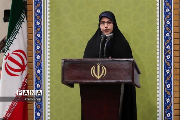 دیدار جمعی از دانشجویان با رهبر انقلاب