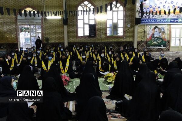 محفل نورانی انس با قرآن در مصلی شهر حسن‌آباد