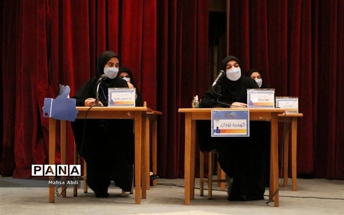 مناظره دانش‌آموزی فرصت تربیتی برای تمرین گفت‌وگو و پذیرش نقد در جامعه است