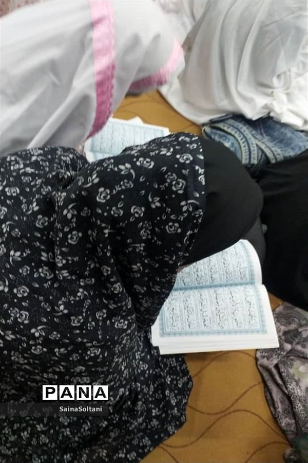 ضیانت افطار در دبیرستان مرضیه