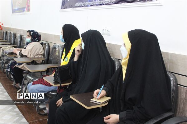 نشست دانش‌آموزی زیتون سرخ در شهرستان گلوگاه