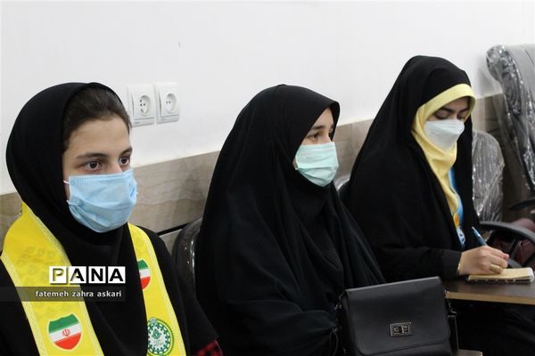 نشست دانش‌آموزی زیتون سرخ در شهرستان گلوگاه