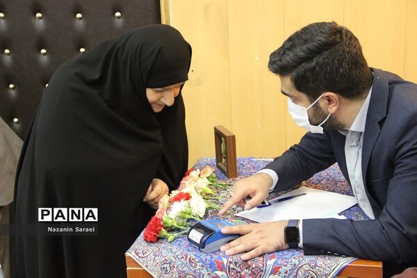 آیین گلریزان آزادسازی زندانیان جرائم غیرعمدی(مالی) در اسلامشهر