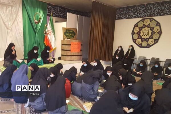برگزاری محافل انس با قرآن در مدارس منطقه ۱۲