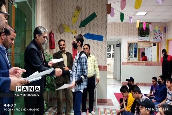 سفره مهمانی خدا در دبیرستان شهید مطهری  کاشمر