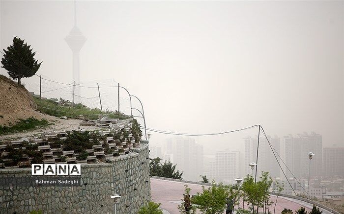 هوای تهران در وضعیت قابل قبول