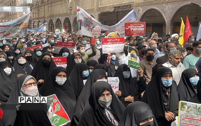 حضور رئیس سازمان زندان ها در مراسم راهپیمایی روز قدس