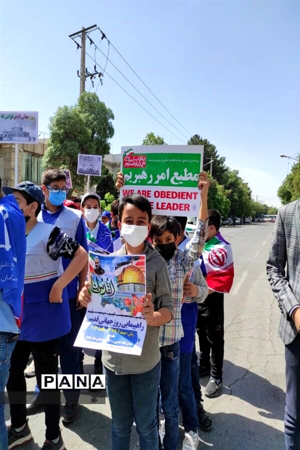 حضور دانش‌آموزان پیشتاز در راهپیمایی روز قدس نیشابور