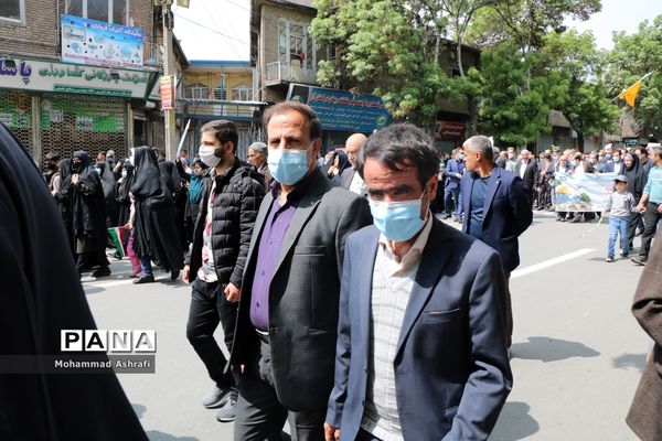 حضور پرشور فرهنگیان و دانش‌آموزان آذربایجان غربی در راهپیمایی روز قدس