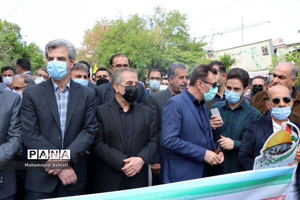 حضور پرشور فرهنگیان و دانش‌آموزان آذربایجان غربی در راهپیمایی روز قدس