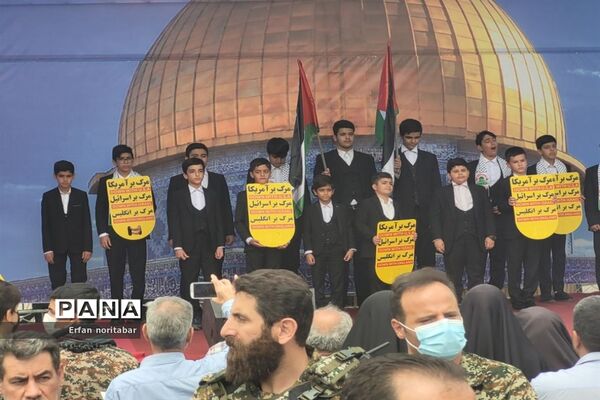 حضور باشکوه دانش‌آموزان پیشتاز تهرانی در راهپیمایی روز قدس