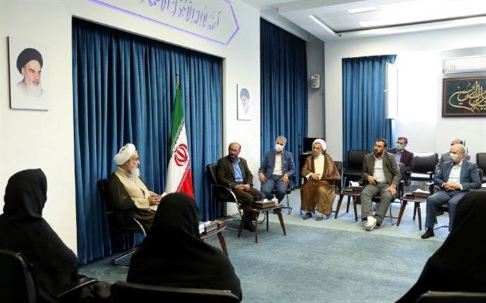 معلمان سرمایه‌های عظیم معنوی و ملی ما هستند