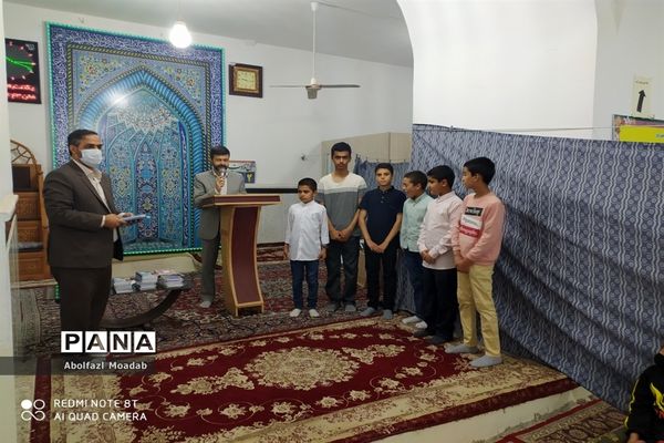 تجلیل از قاریان دانش‌آموز، خلیل آبادی