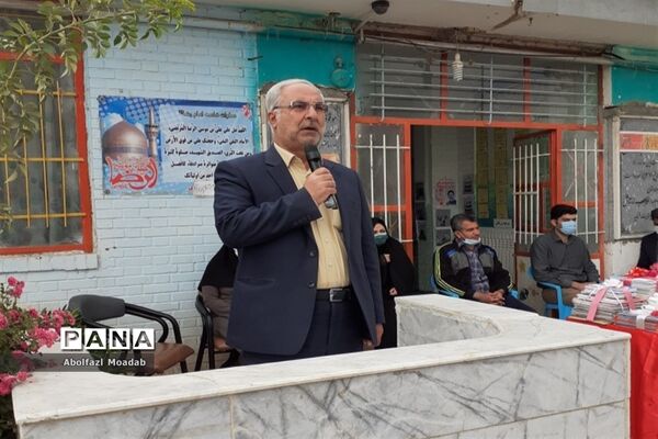 افتتاح کتابخانه‌ کلاسی در خلیل‌آباد