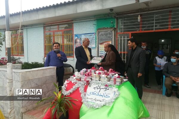 افتتاح کتابخانه‌ کلاسی در خلیل‌آباد