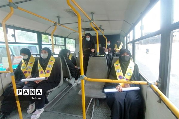 حضور پیشتازان منطقه۱۸ شهر تهران در راهپیمایی روز قدس