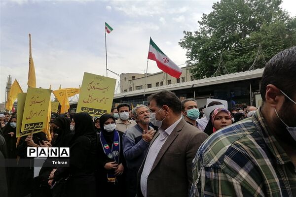 حضور پیشتازان منطقه۱۸ شهر تهران در راهپیمایی روز قدس