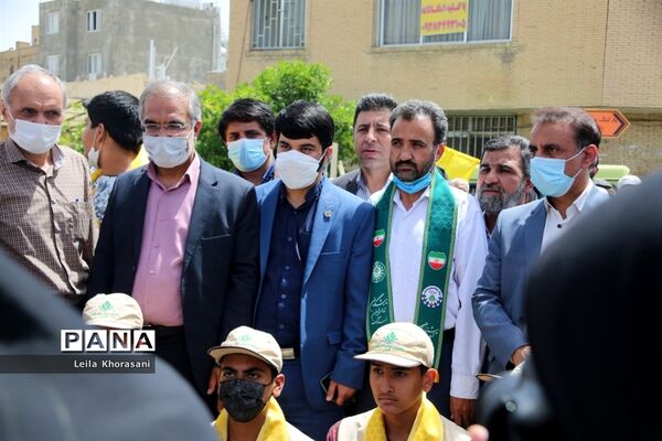 حضور پرشور دانش‌آموزان پیشتاز استان فارس در راهپیمایی روز قدس