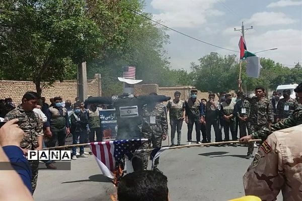 حضور دانش‌آموزان پیشتاز سازمان دانش‌آموزی سرچهان در راهپیمایی روز قدس