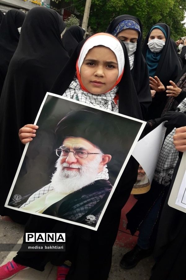 حضور گسترده فرهنگیان و دانش‌آموزان کرمانشاهی در راهپیمایی روز جهانی قدس