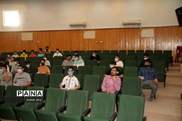 برگزاری جشن تکلیف دانش‌آموزان دبیرستان شهید‌باهنر شهرستان بهبهان