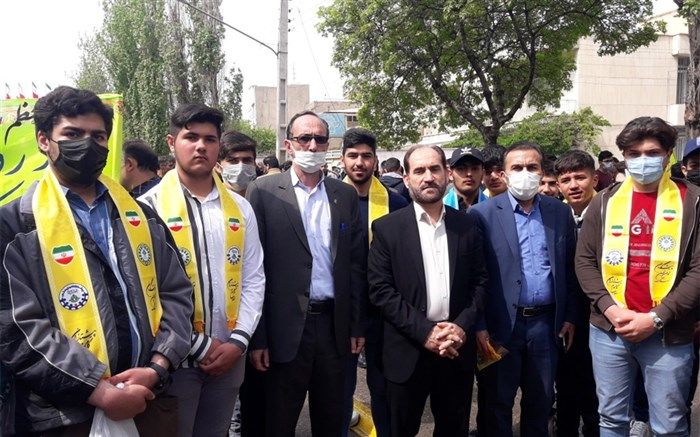حضورسرپرست اداره کل آموزش و پرورش اردبیل در جمع دانش‌آموزان پیشتاز در روز قدس
