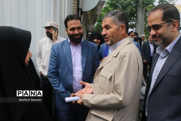 برپایی غرفه همگام با کودکان مظلوم فلسطین در قم