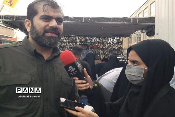 برپایی غرفه همگام با کودکان مظلوم فلسطین در قم