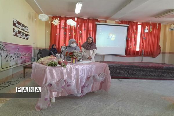 مراسم تجلیل از مقام معلم درآموزشگاه استثنایی باغچه‌‌بان اسلامشهر