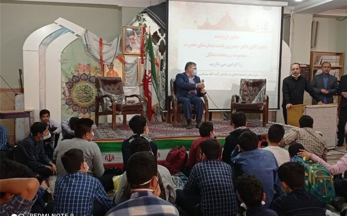 ویژه برنامه‌های هفته مشاغل در دبیرستان میری برگزار شد