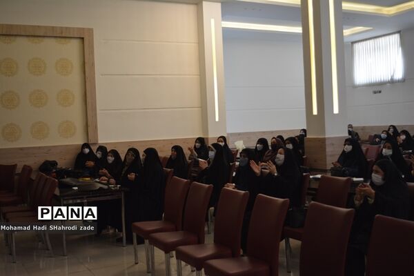 دوره ضمن خدمت اردویی در اردوگاه مدافعان حرم ناحیه یک مشهد
