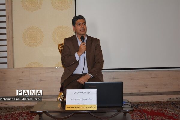 دوره ضمن خدمت اردویی در اردوگاه مدافعان حرم ناحیه یک مشهد
