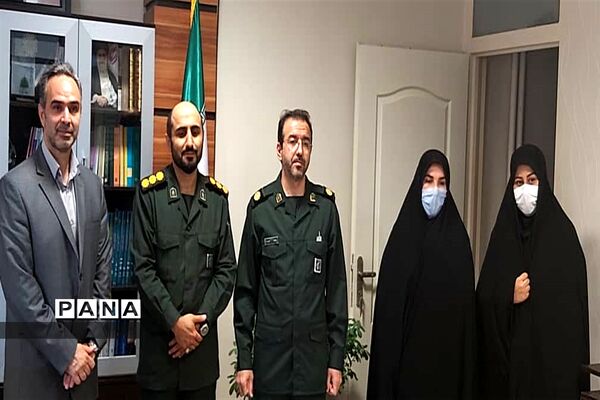 دیدار فرمانده ناحیه ولی عصر با سرپرست آموزش و پرورش منطقه۶