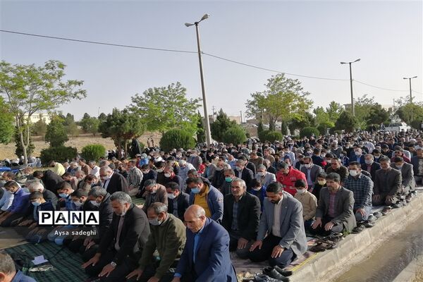 اقامه نماز عید فطر در اقلید