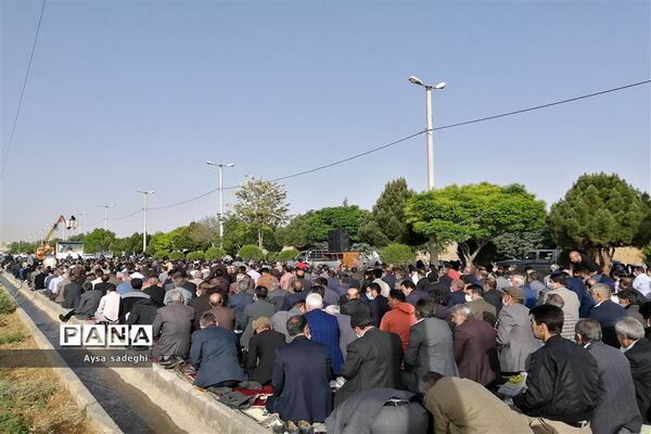 اقامه نماز عید فطر در اقلید