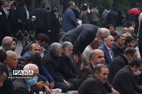 اقامه نماز عید فطر در تبریز
