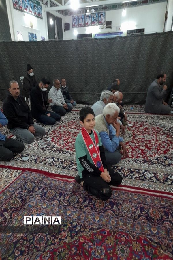 حضور پیشتازان نیشابور در نماز عید فطر