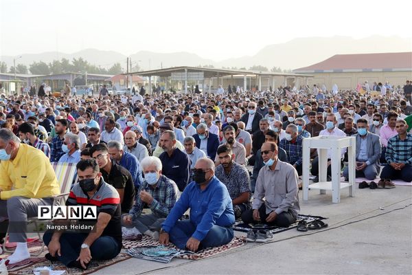 اقامه نماز عید سعید فطر در امیدیه