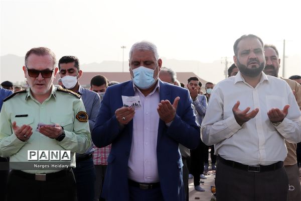 اقامه نماز عید سعید فطر در امیدیه